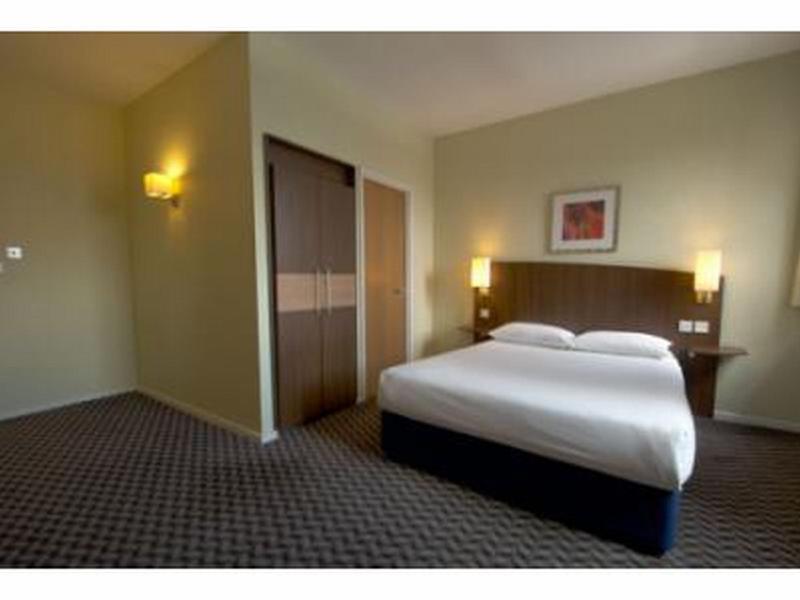 Travelodge Leeds Central Vicar Lane Exterior foto